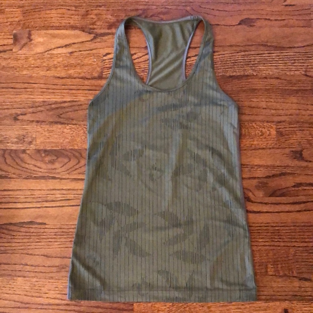 Lululemon army green tank with black line pattern